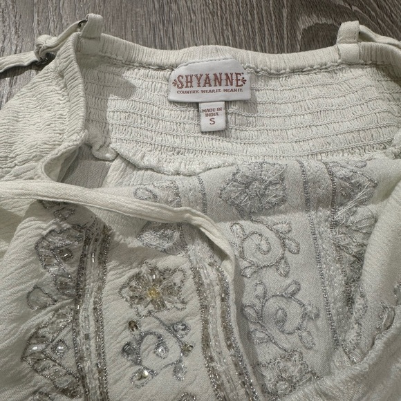 Shyanne Women’s White Smock Flowy Tank Top Size:Small - Picture 3 of 7